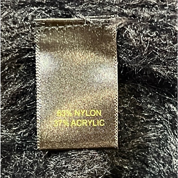 NWOT House Of Harlow Midi Fuzzy Knit Skirt - Picture 16 of 16